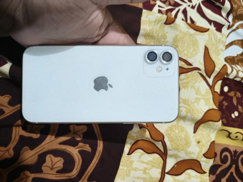 Apple iPhone 11 6