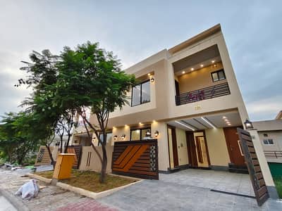 5 mrla pair house for sale in Bahria town phase 8 Rawalpindi