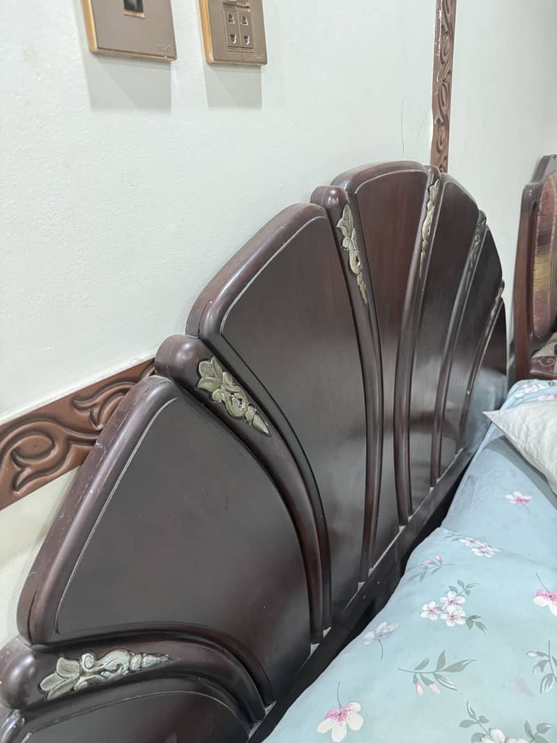 Normal size bed 1