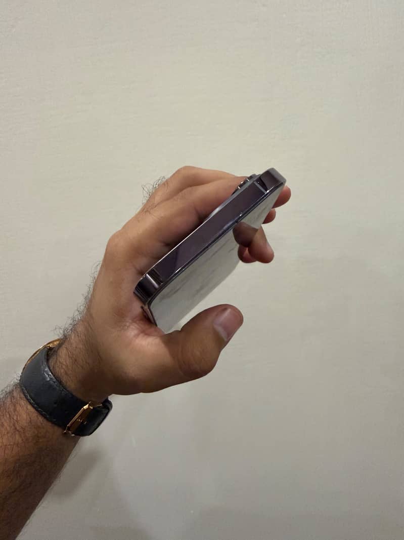 Apple iPhone 14 Pro Max 5