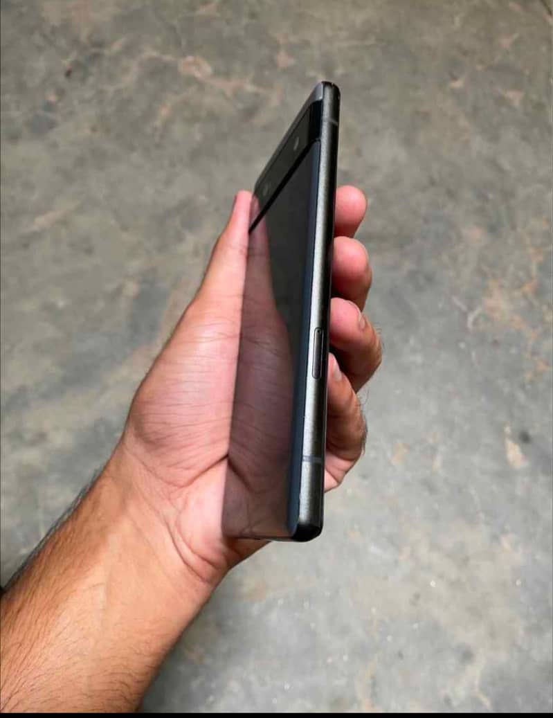 Google Pixel 6a 1