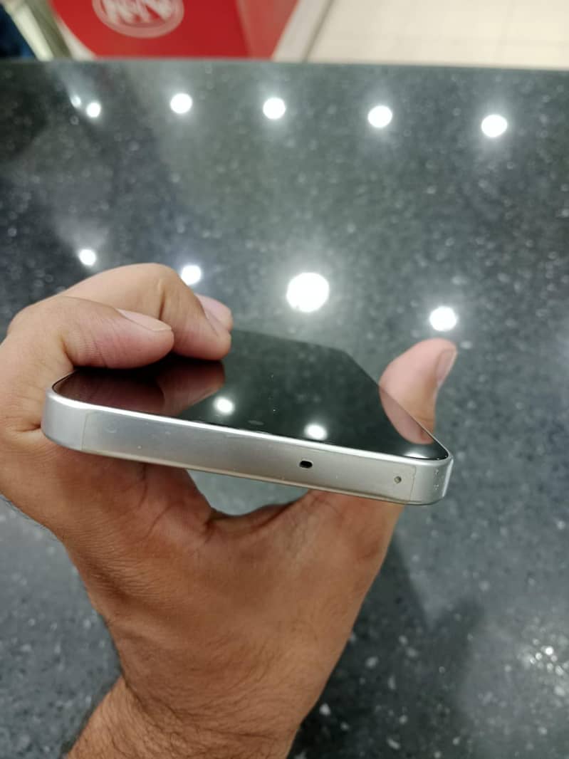 OPPO  a6 pro 1