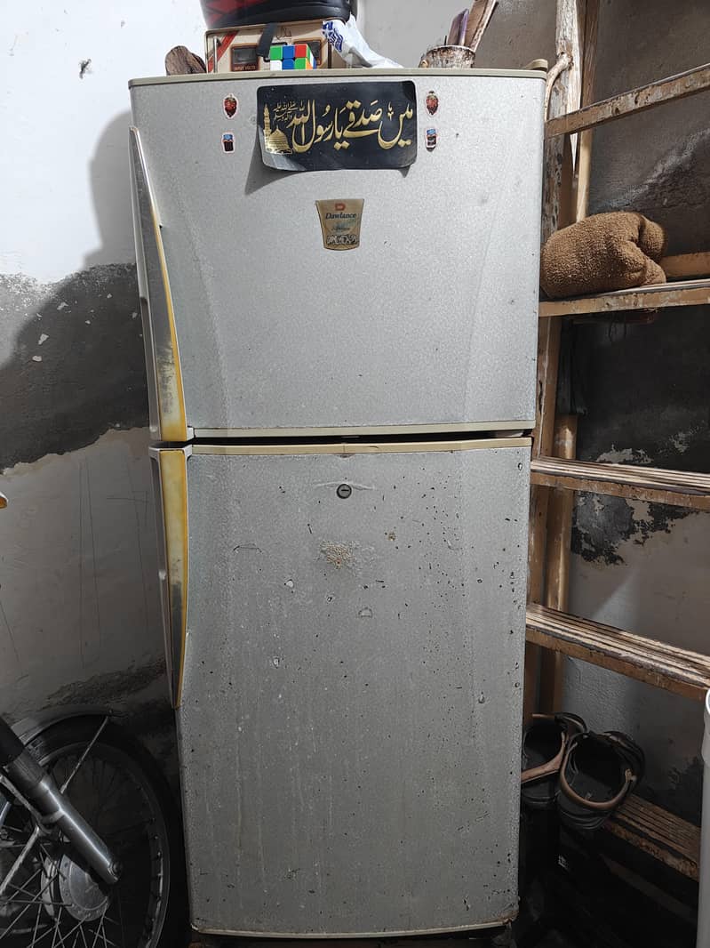 Refrigerator/ Fridge 0