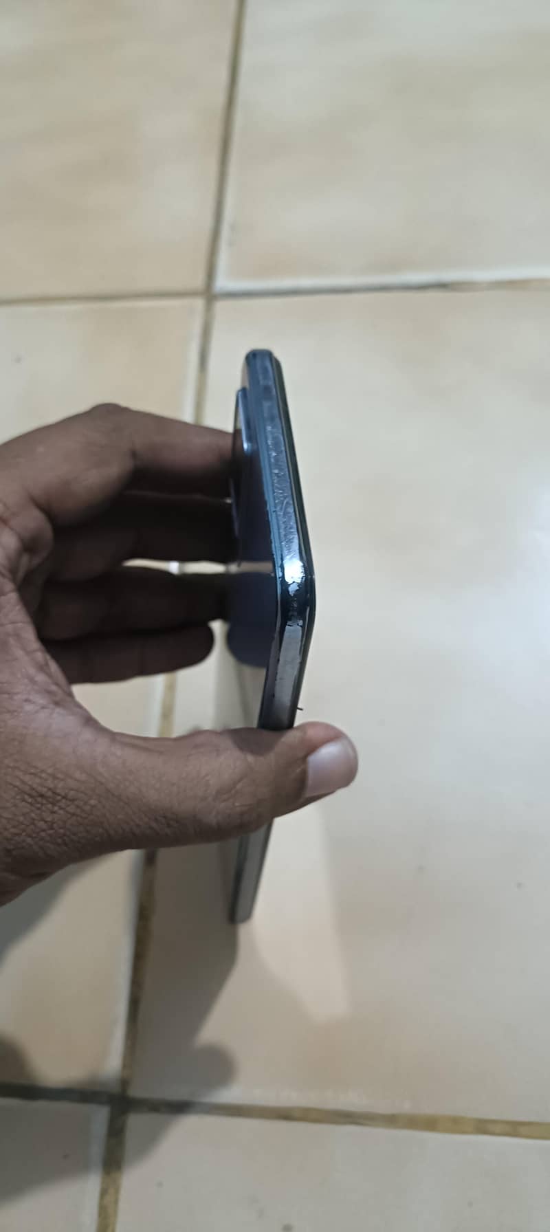 Vivo V21 3