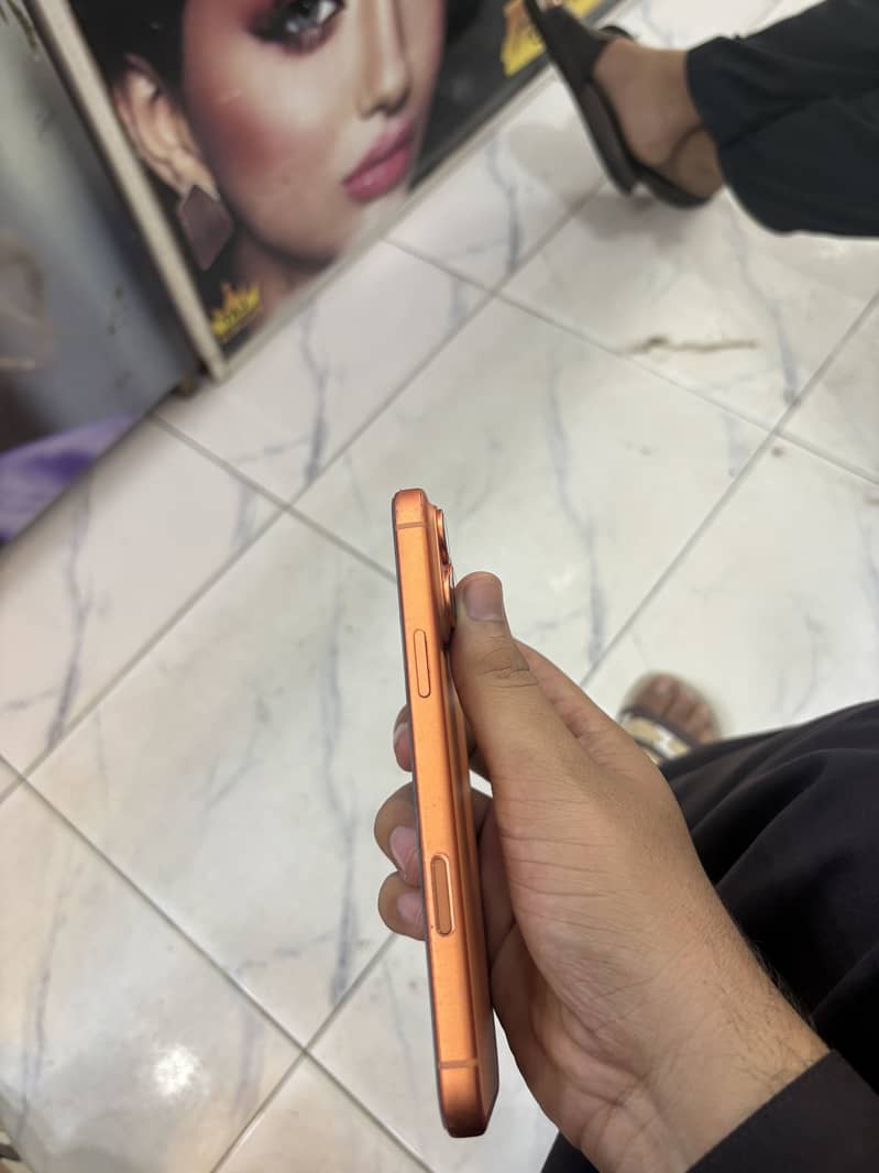 Apple iPhone 17 Pro Max 1