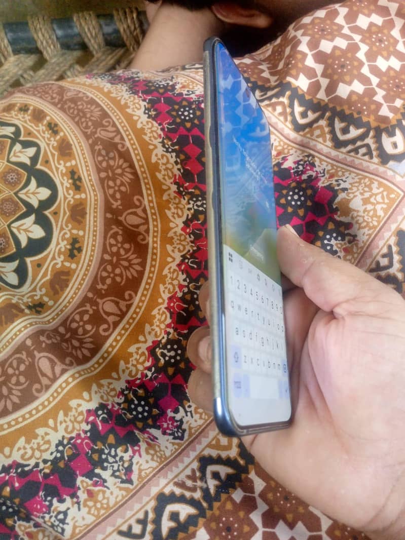 Tecno spark 40 pro plus 3