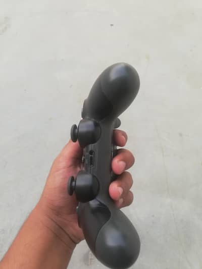 PS4 Controller