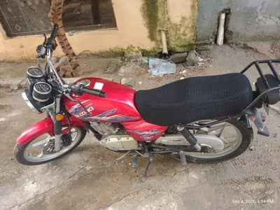 Suzuki GS 150 SE 2018 | Total Genuine Condition | Lahore Registered