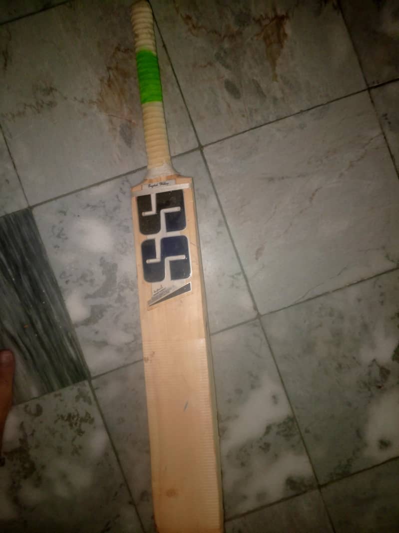 HARD ball bat 1