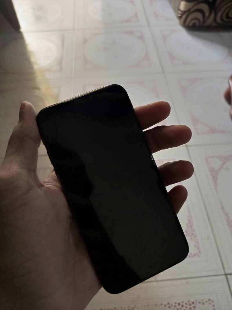 Apple iPhone X 1
