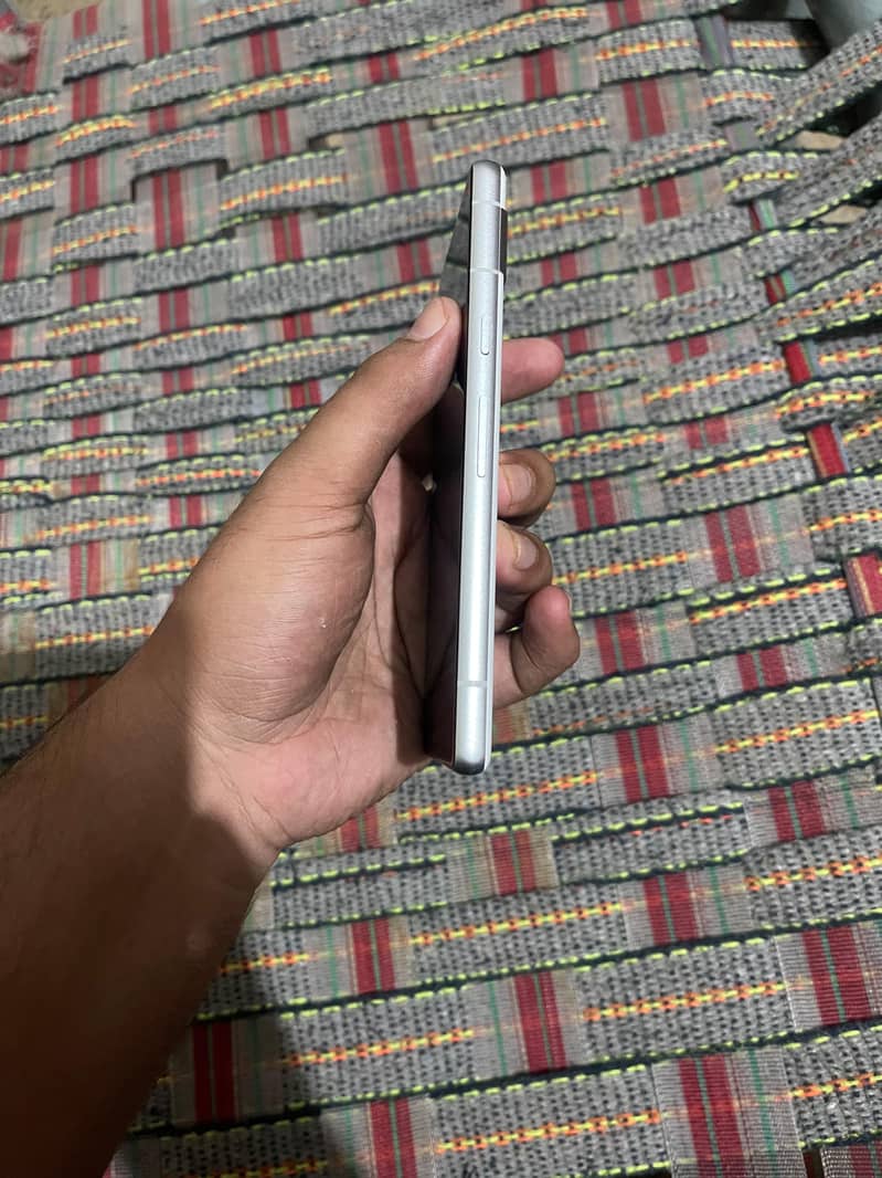 Google Pixel 7a 1