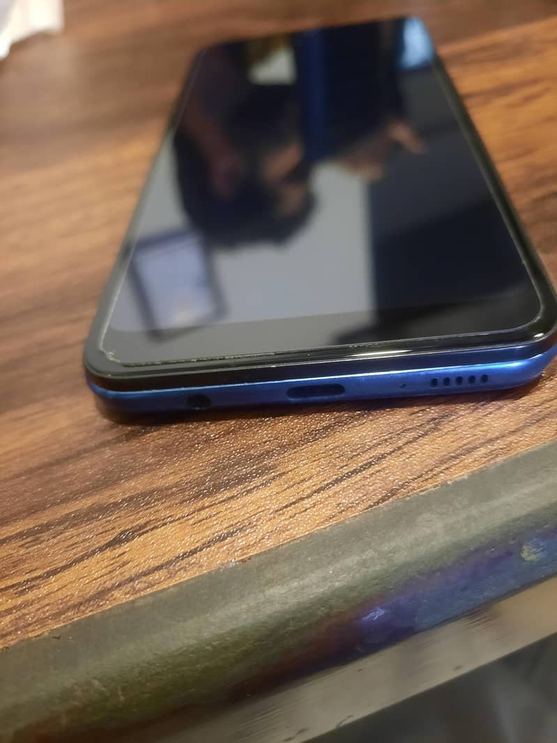 Realme C17 4