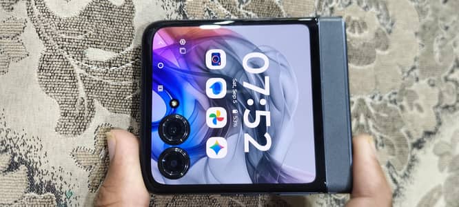 Motorola RAZR 40