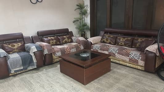 It has one single sofa and two another seater sofa and three seater
