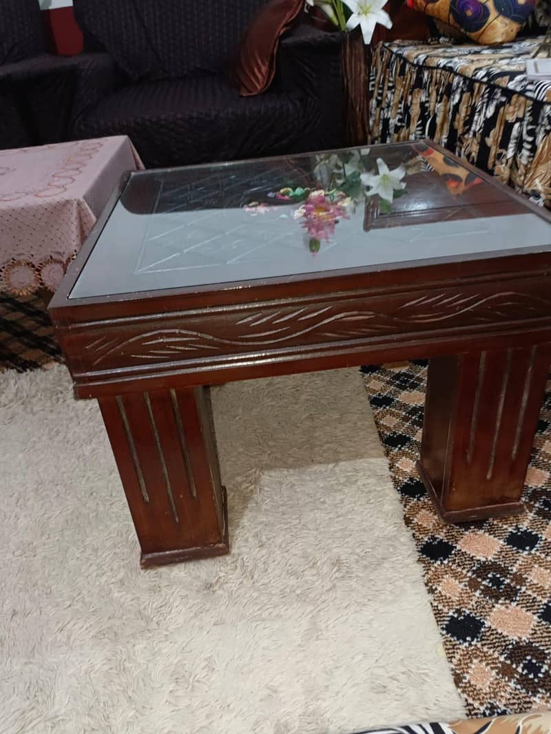 2 single tables 0