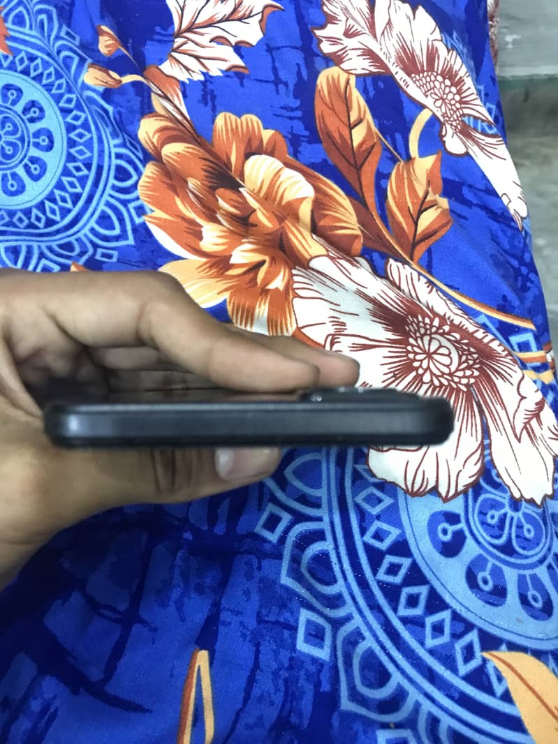 Infinix Note 12 4