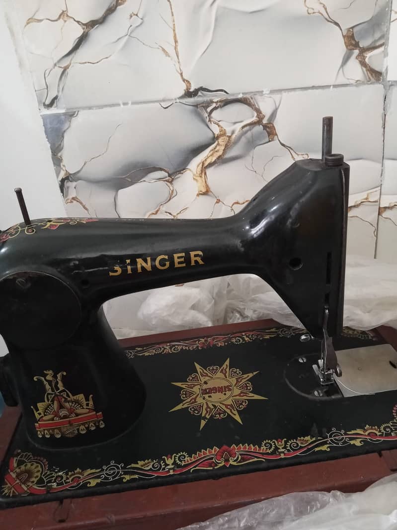 Singer Sewing Machine 2