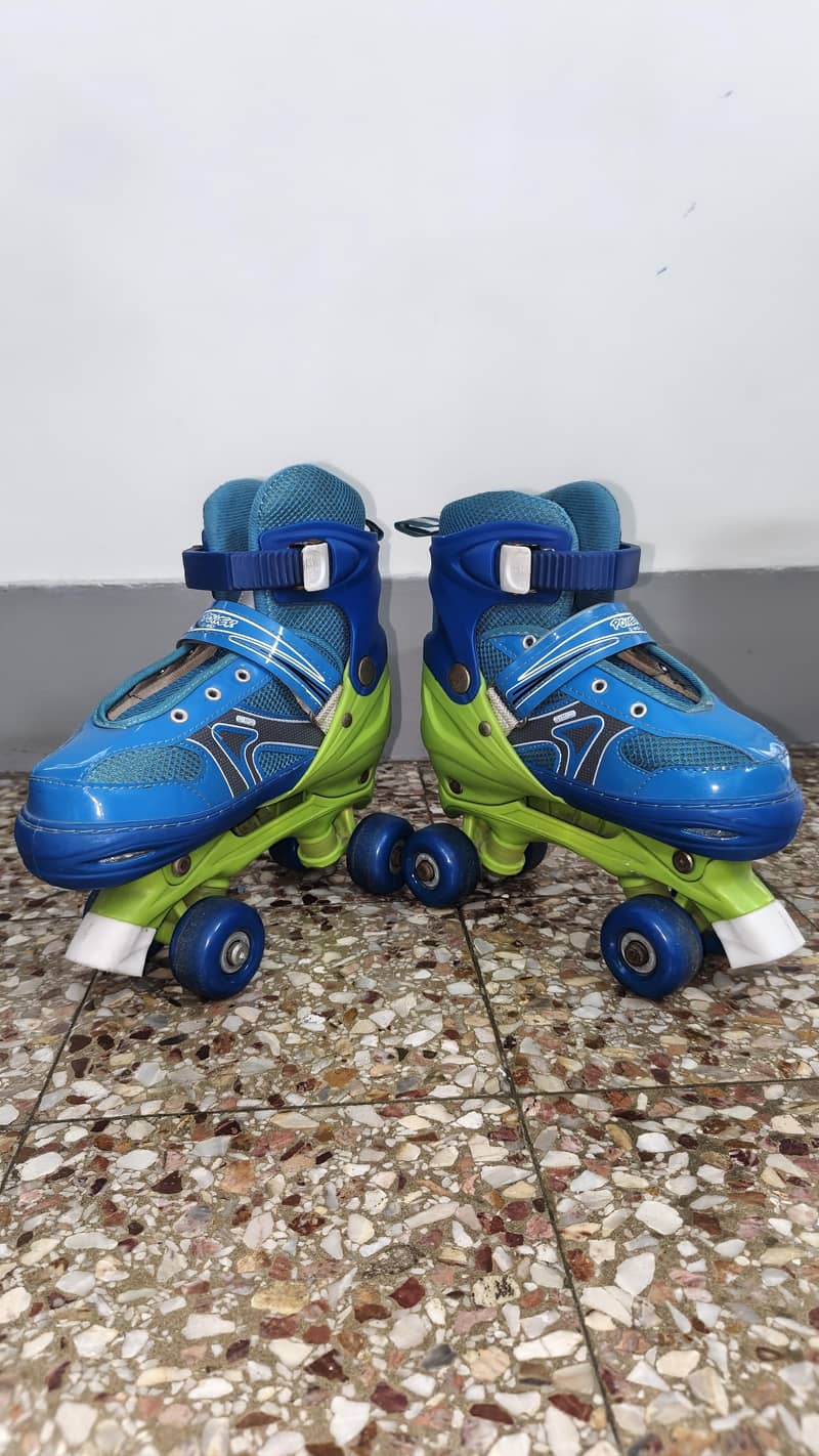 Roller skates 0