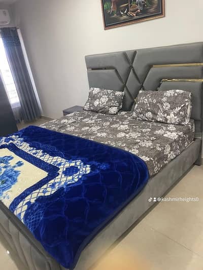 2 BEDROOMS LUXURY APPARTMENT AVAILABLE FOR RENT AT THE PRIME LOCATION OF CITI HOUSING JHELUM