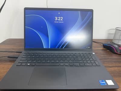DELL Vostro 15 3530 i5 13th-gen Laptop