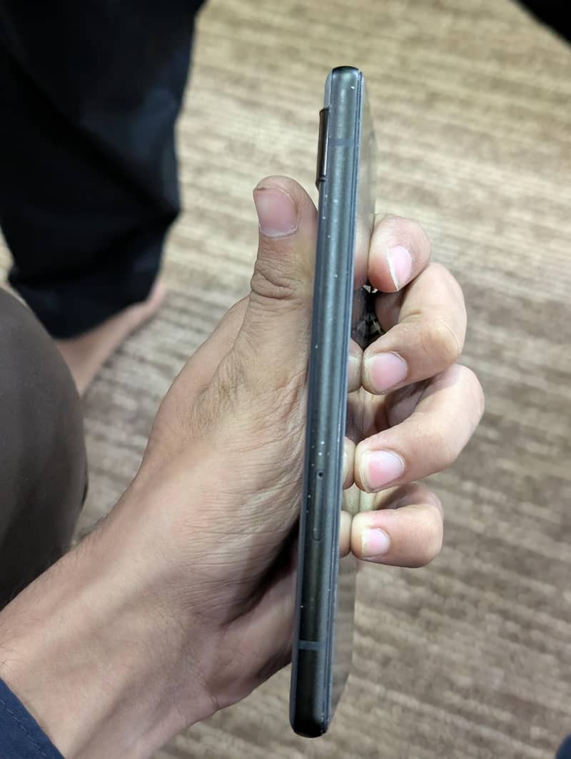 Google Pixel 6a 5