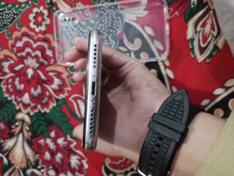 Apple iPhone X 2