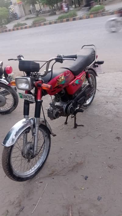 Road prince 70 2013odel 03059921926 whatsapp