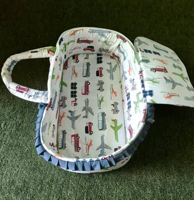 Baby Nest/ Carrier