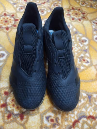 Adidas predators black