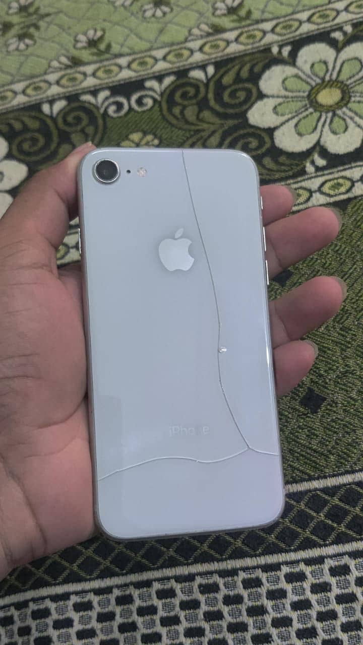 Apple iPhone 8 2