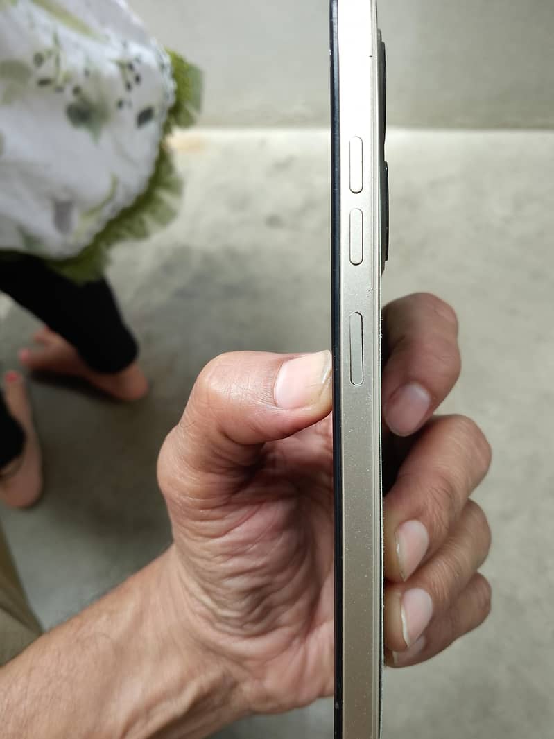 Tecno Spark 20C 2