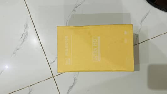 Hy 300 pro projector new