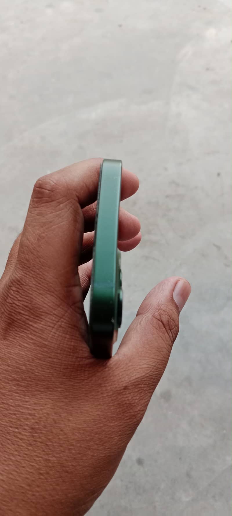 Apple iPhone 13 3