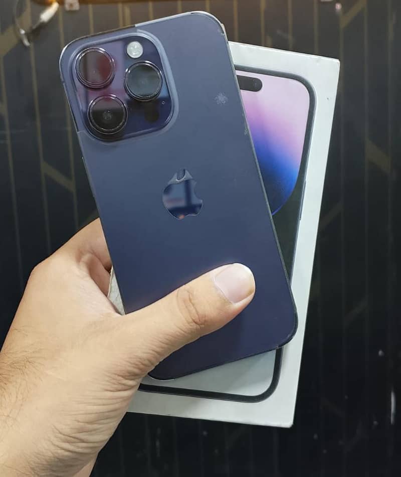 Apple iPhone 14 Pro 0