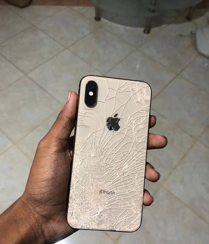 Apple iPhone XS 0