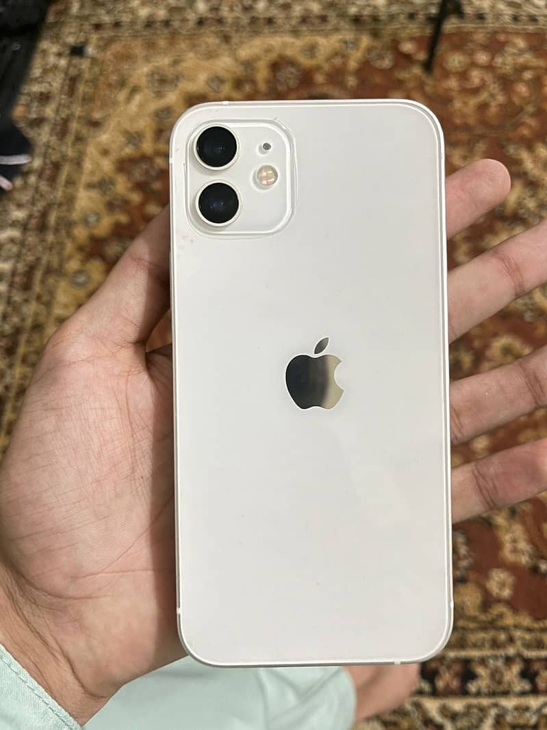 Apple iPhone 12 0