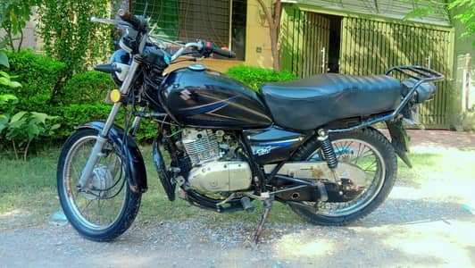 Suzuki GS 150 2016 Model