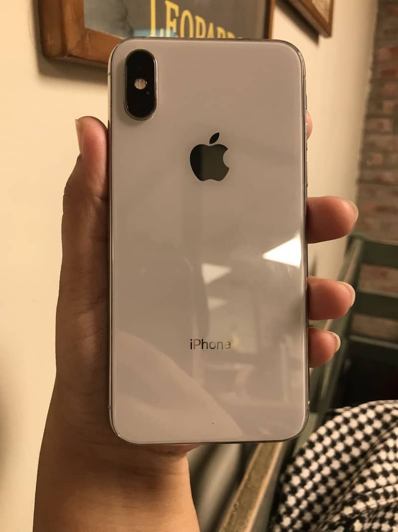 Apple iPhone XS 7