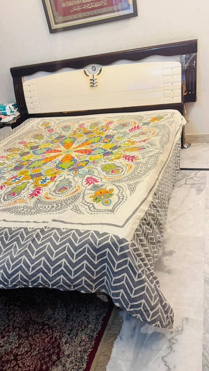 king Size Double Bed 2