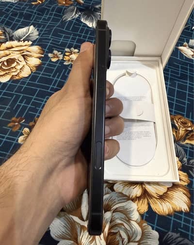 Apple iPhone 16 Pro Max 256gb jv water pack