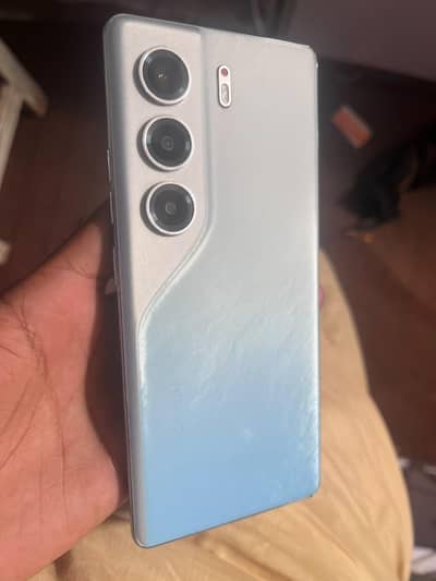 Tecno CAMON 40 Pro (03095883358)