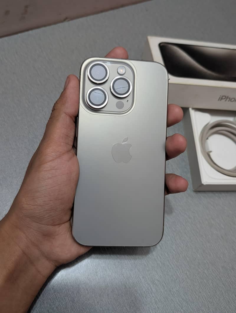 Apple iPhone 15 Pro 0