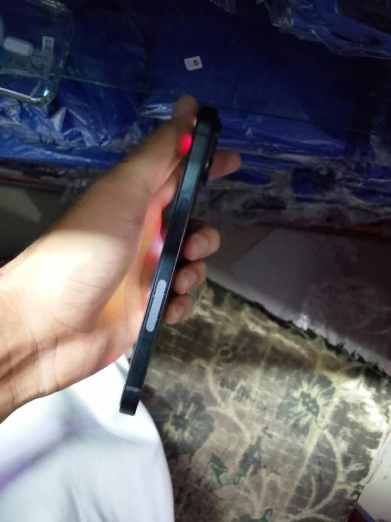 Apple iPhone 15 0
