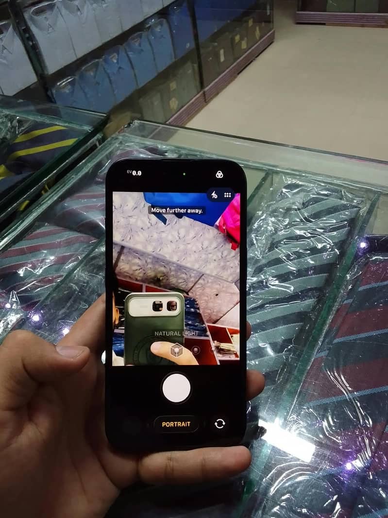 Apple iPhone 15 10