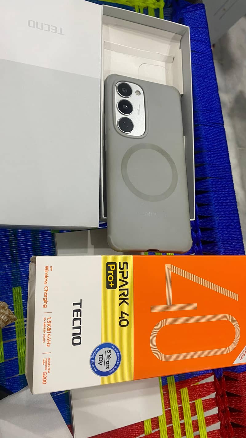 Tecno Spark 40 Pro Plus 0