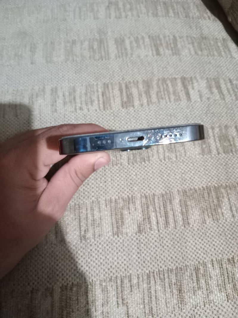 Apple iPhone 12 Pro 0