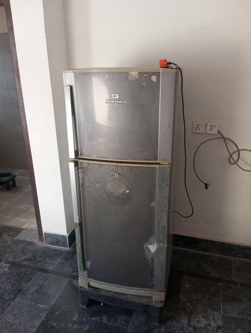 Dawlance fridge old model 3