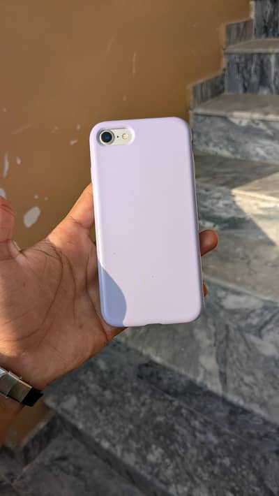 Apple iPhone 7