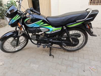 Honda pridor  one hand use Multan