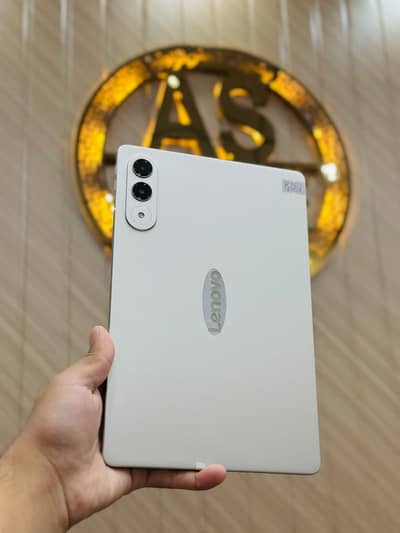 Lenovo yoga Tab {2025} snapdragon 8gen 3 (only 1 cycle count)